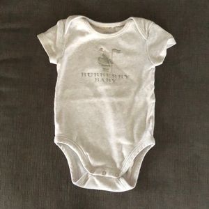 burberry infant onesie